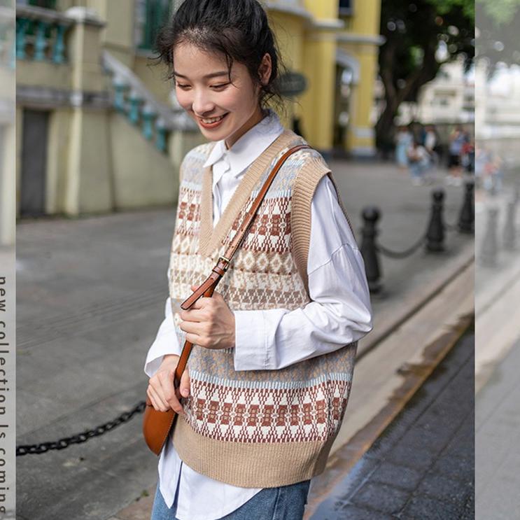 Vest Rajut Oversize V-Neck Gaya Kampus Rompi Rajut Wanita Jumbo ‣ MRJ.406943