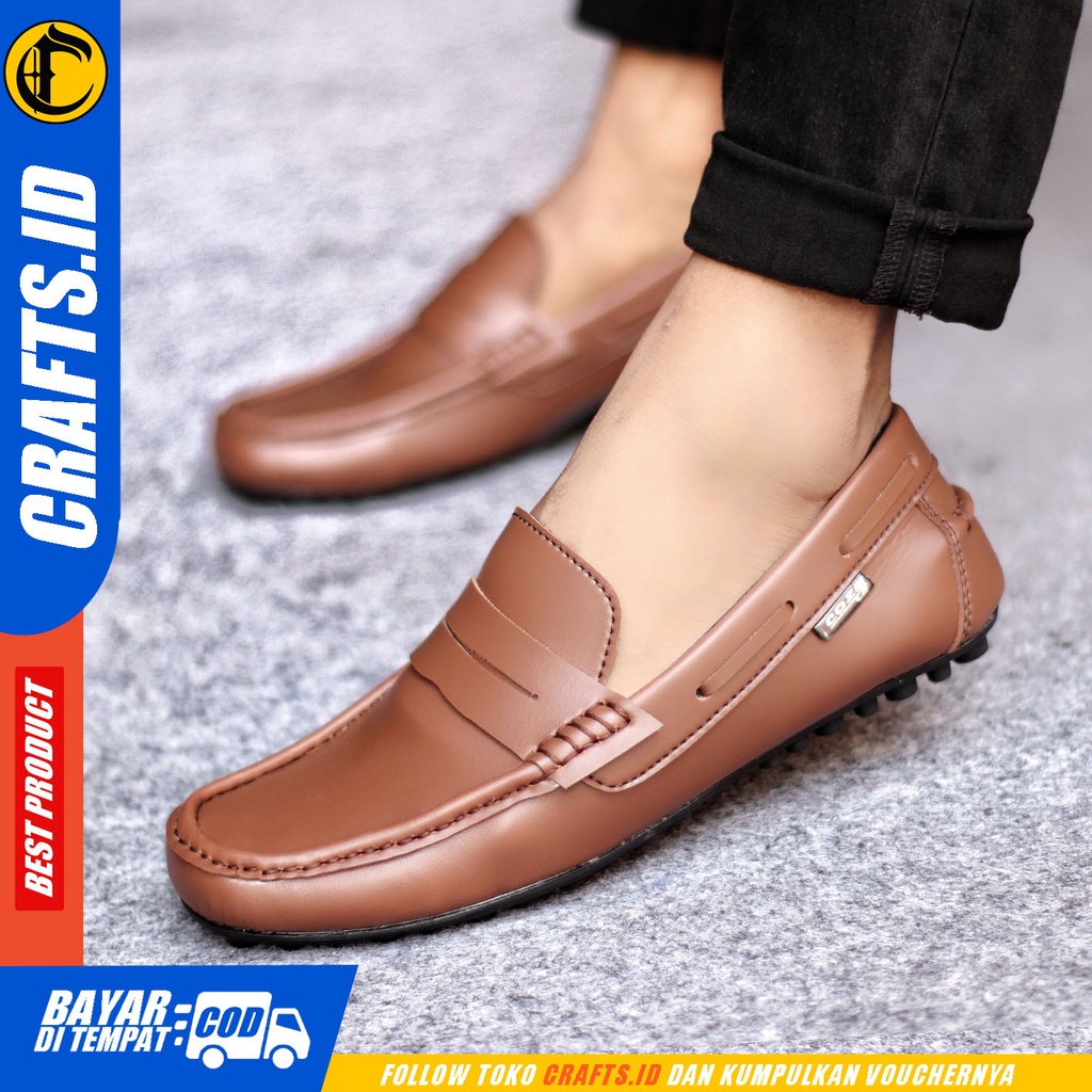 Sepatu Casual Pria Sepatu Slip On Pria Kulit Pu Kerja Kantor Kuliah Kondangan Sepatu Slop Pria Sepatu Hitam Pria CRAFTS IRISH