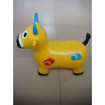 MAINAN HEWAN MUSIK BENTUK SAPI