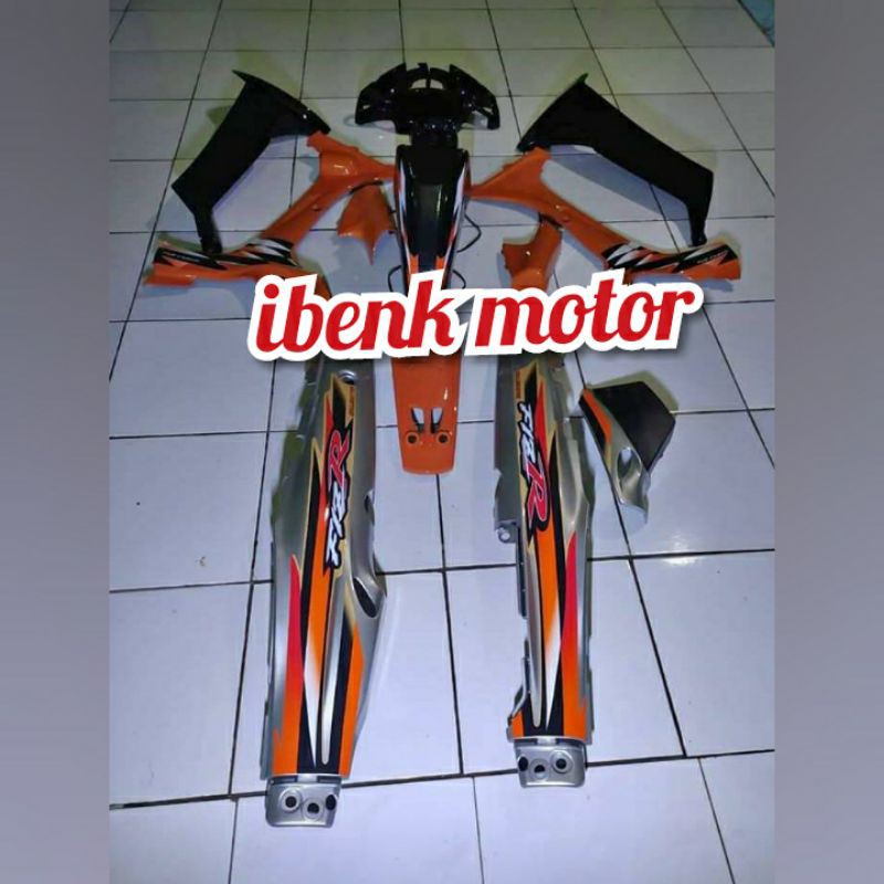 cover body halus f1zr orange silver milenium plus striping