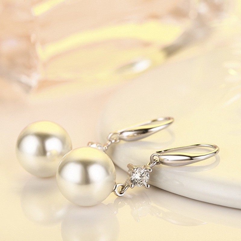 Korea-Style Simple Lurus Berlian Stud Earrings Wanita Anting Mutiara Kecil Berlian Perhiasan Perak ai2-2510-1