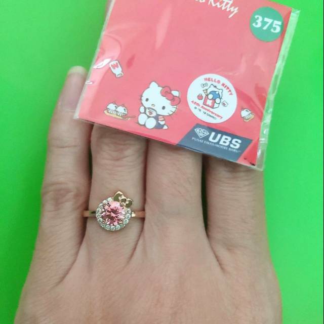 Cincin hello kitty mata pink kadar 375