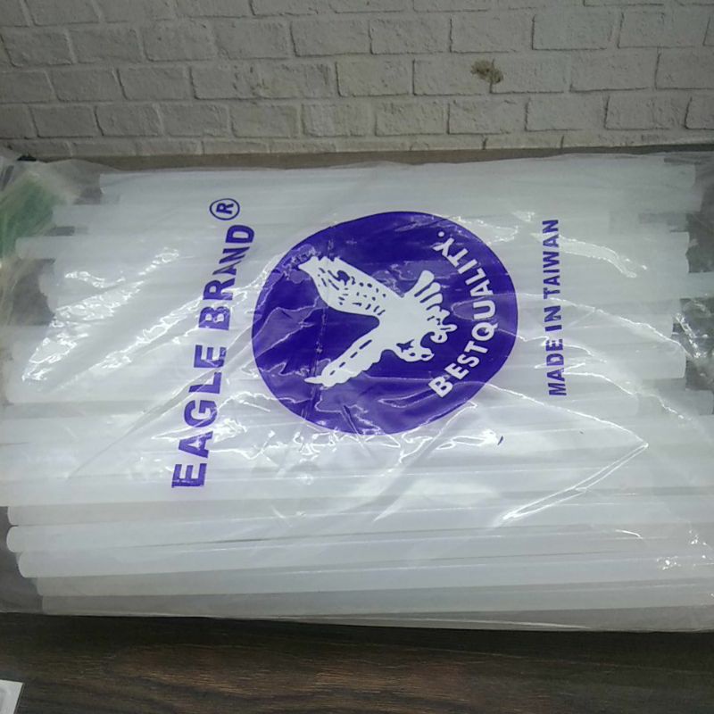 

lem tembak/lem lilin merek eagle brand