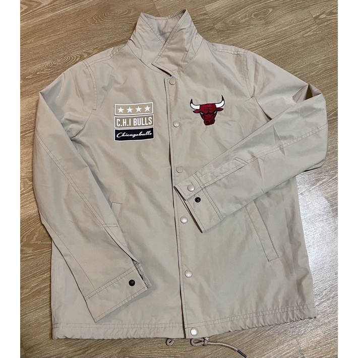 Varsity Chichago Bulls