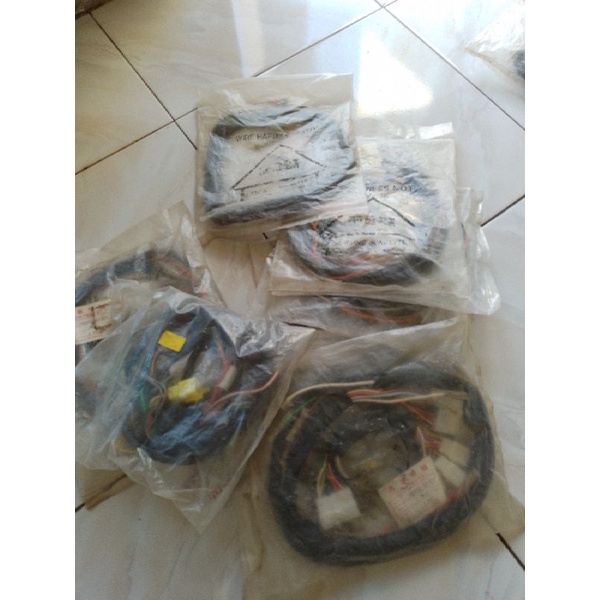 kabel body yamaha v75