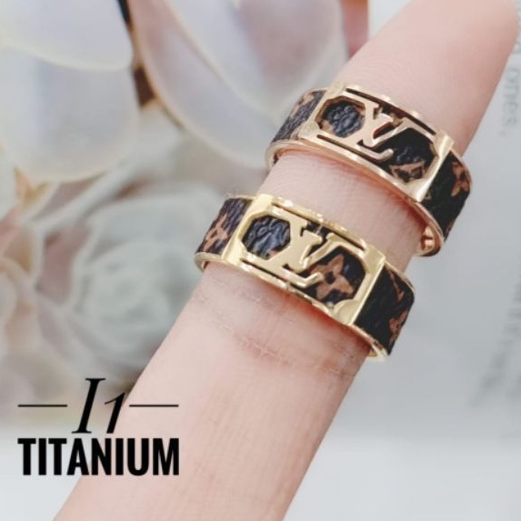 Titanium cincin wanita a11