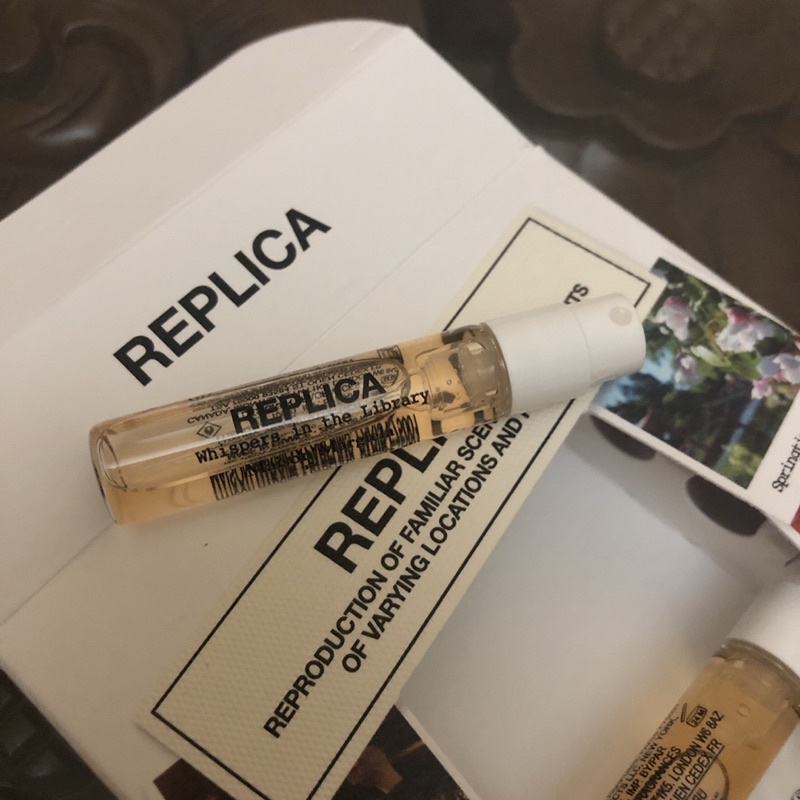 Maison Margiela Replica Whispers in the Library edt Vial