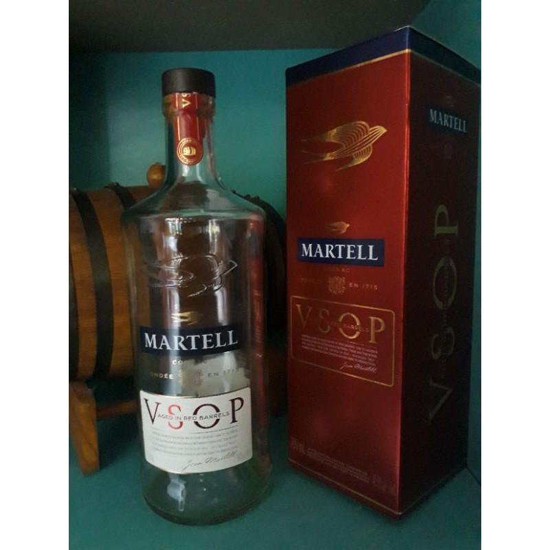 Botol kosong miras Martell Vsop Red Barel import unik
