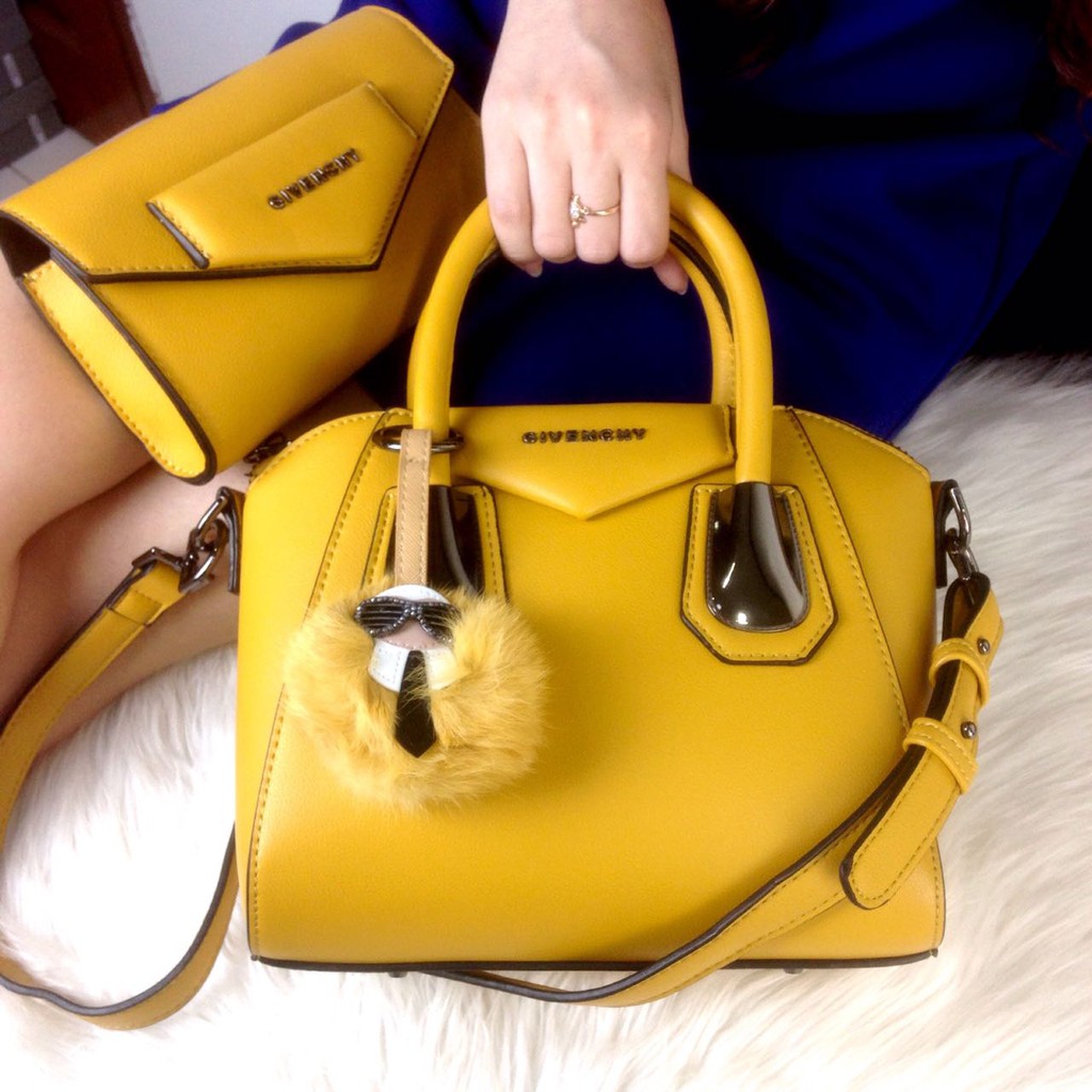 GIVENCHY Antigona 5856 LL