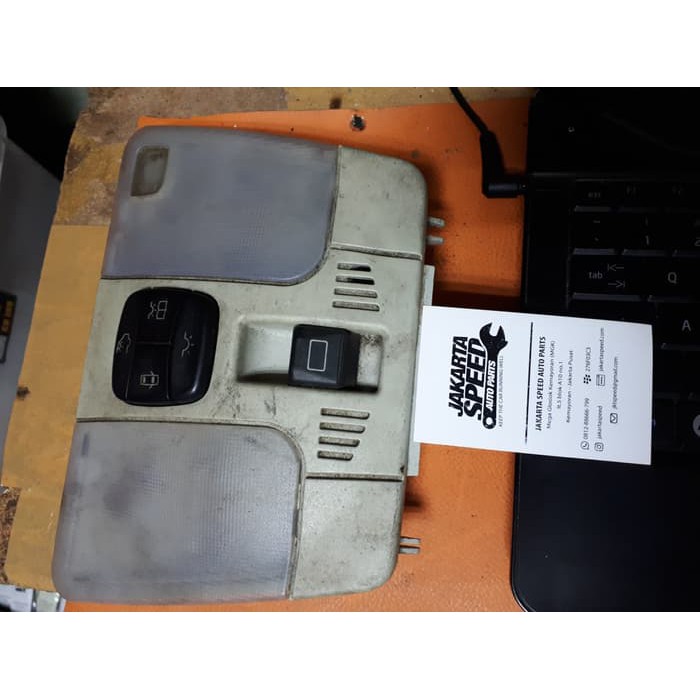 DOME LIGHT Lampu Kabin Plafon depan Mercedes W210 FL W208 Original.