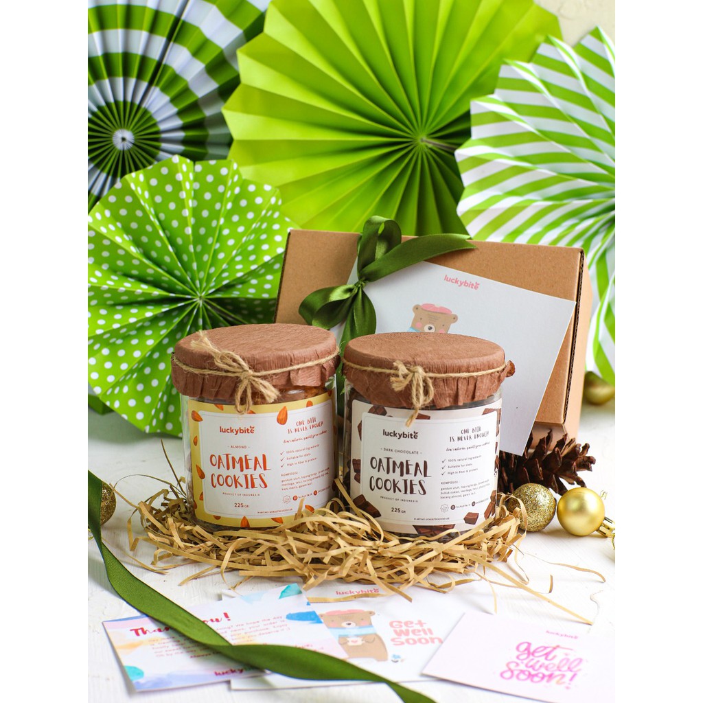 Get Well Soon (GWS) Hampers/Hampers Lekas Sembuh - Oatmeal Cookies 2 Jar + FREE Greeting Card + Pita