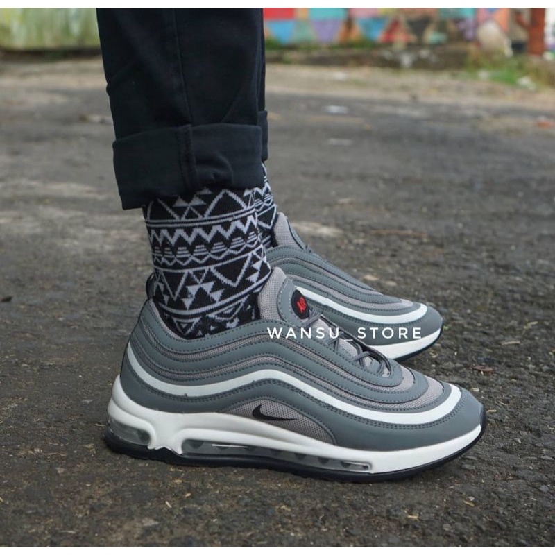 grey white air max 97