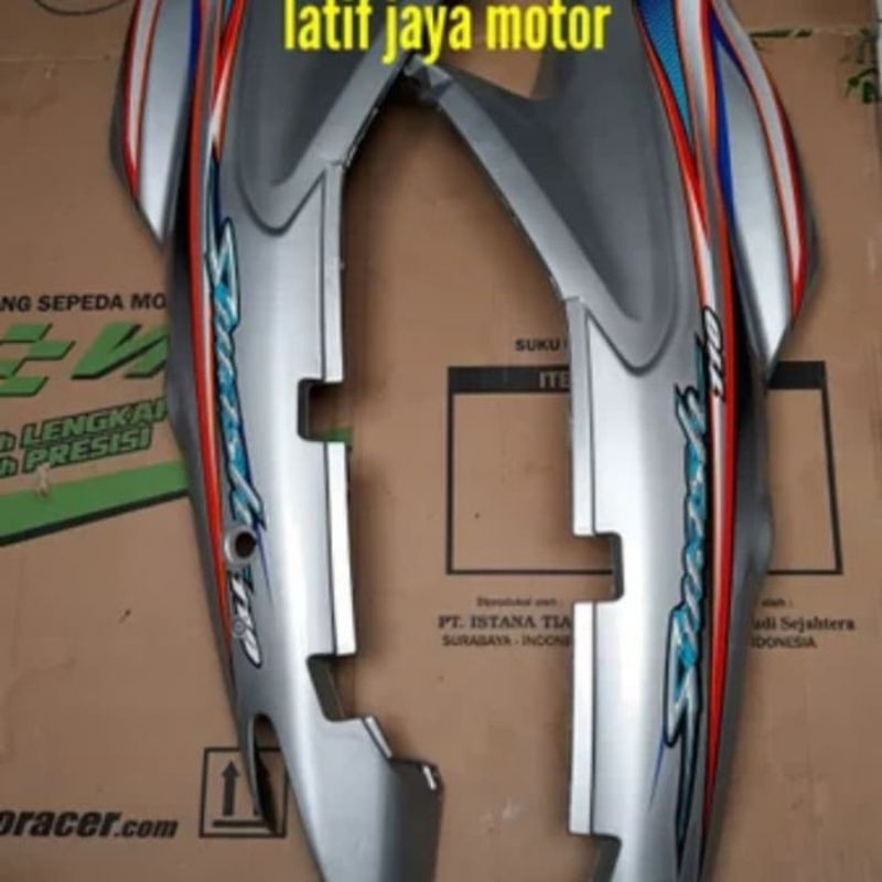 cover body suzuki smash silver 
