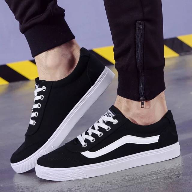 Sepatu Pria Casual Vhans olldschool LOKAL 3943