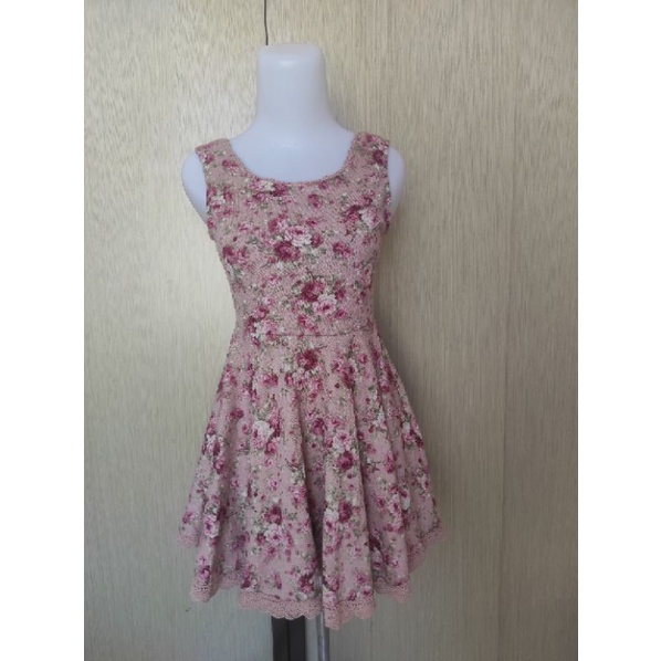 (THRIFT/PRELOVED) Korean Style Pink Floral Mini Dress