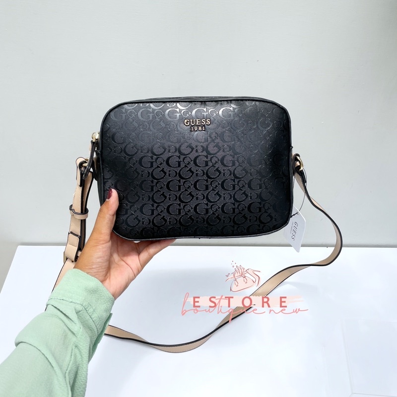 Gs Camryn Logo Signature Bag