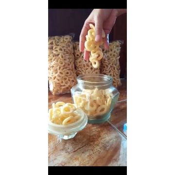 

Lekok khas Kromengan Original 1/4kg atau 250g. Oleh oleh khas Malang! Kriuk Bikin Nagih!