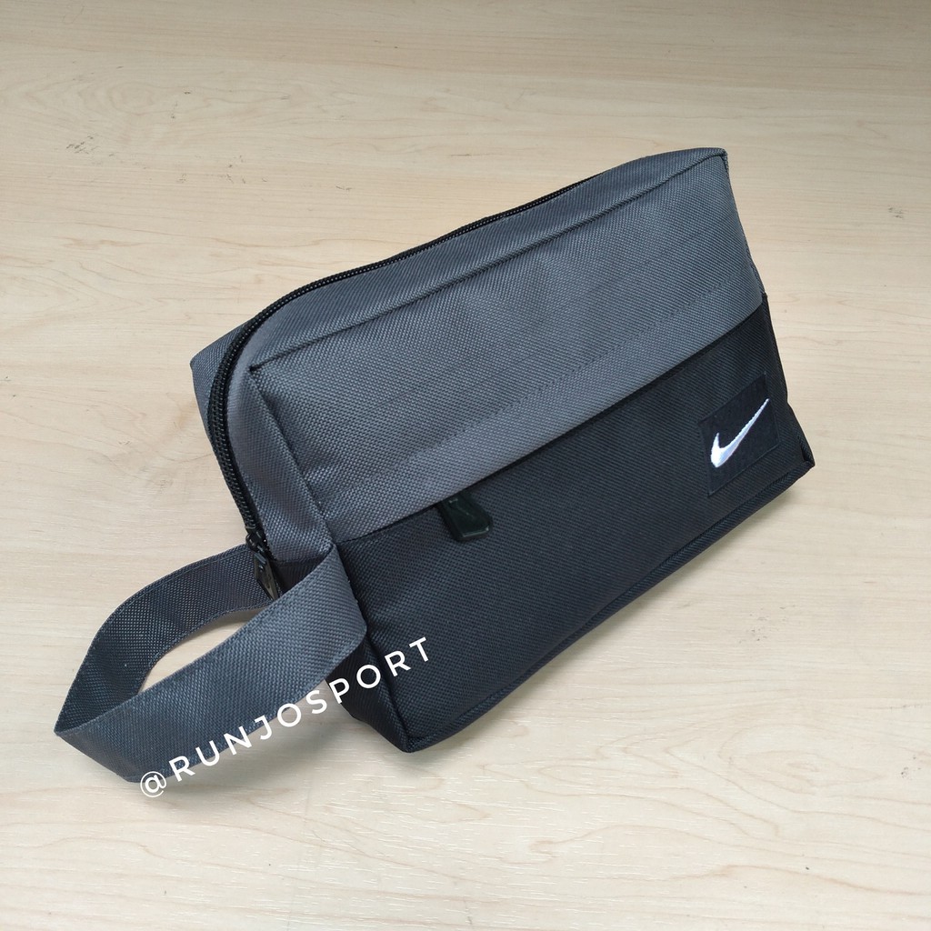 HAND BAG SPORT - POUCH - ABU HITAM NIKE