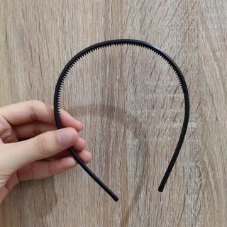 Bando Lidi Polos Hitam 1PC GROSIR PRAKARYA MALANG Plastik Aksesoris Fashion Accessories Rambut Hias Hiasan Wanita Perempuan Cewek Perlengkapan Fashion Plastic Black Lentur Elastis Hair Decoration Ornament Kecantikan Beauty Salon Hairdo