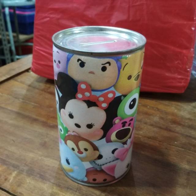 Celengan kaleng kecil