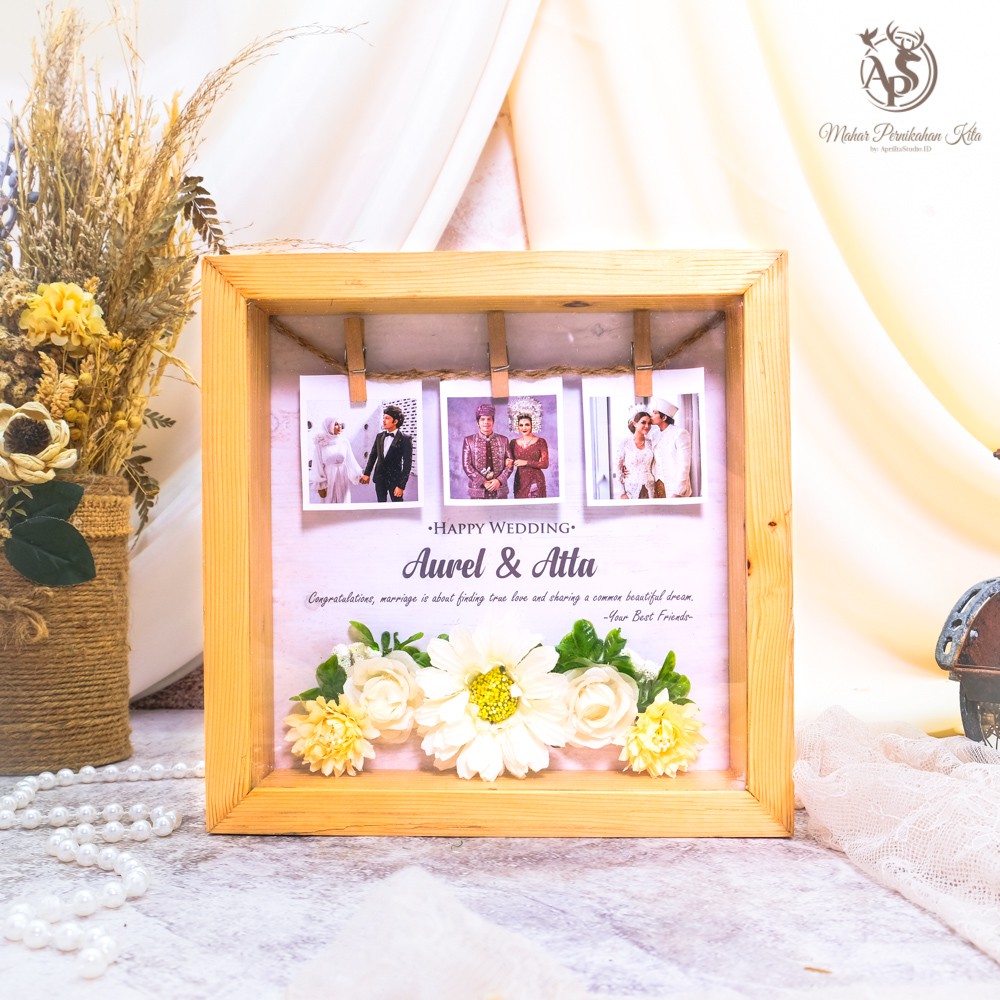 KADO PERNIKAHAN FLORA, FRAME BINGKAI CUSTOM FOTO UKURAN 20x20 CM