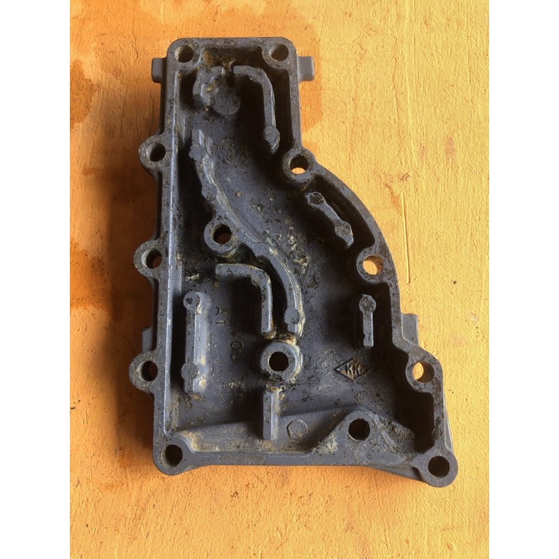 cover water cooling mesin yamaha 15 pk, bekas original.