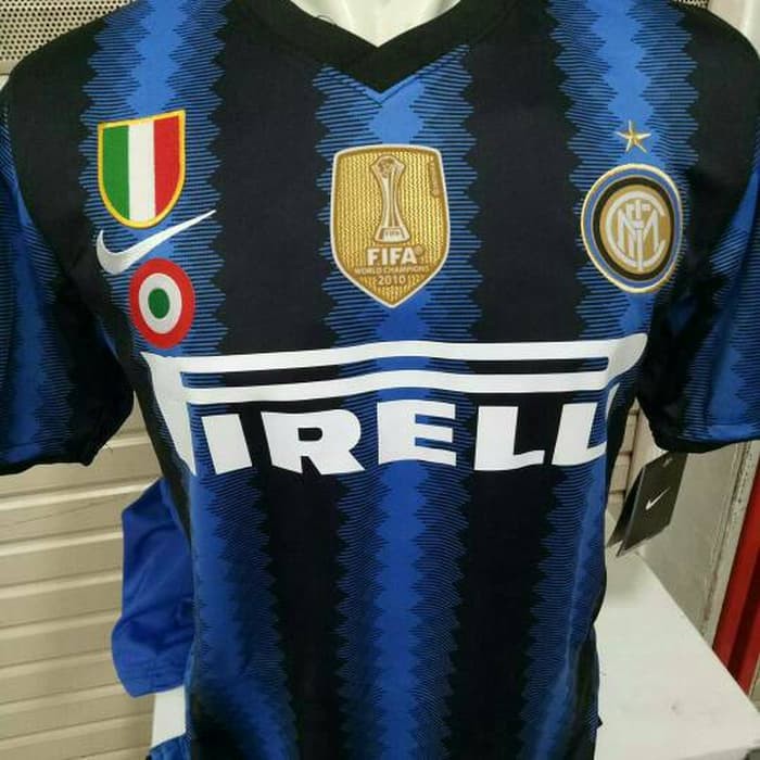 Jersey Kaos  Kostum Baju Sepakbola Retro Inter  Milan  Home 