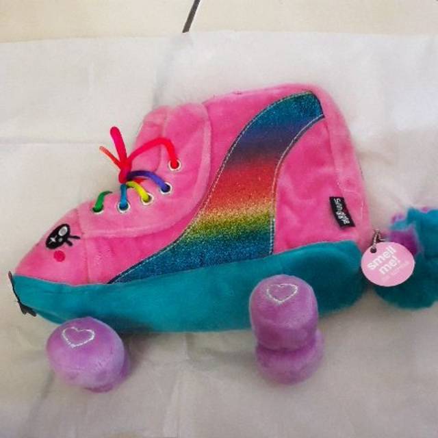 

Smiggle tempat pensil