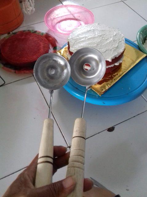 Loyang Donat Alumunium 8 Cm Tebal