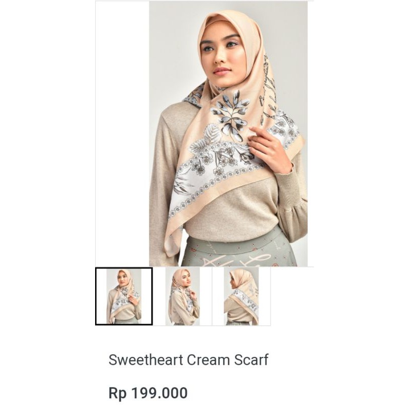 Ivan Gunawan Mandjha Scarf Fashion Motif Sweatheart Cream ADA JUGA WARNA PINK,BLUE & BLACK
