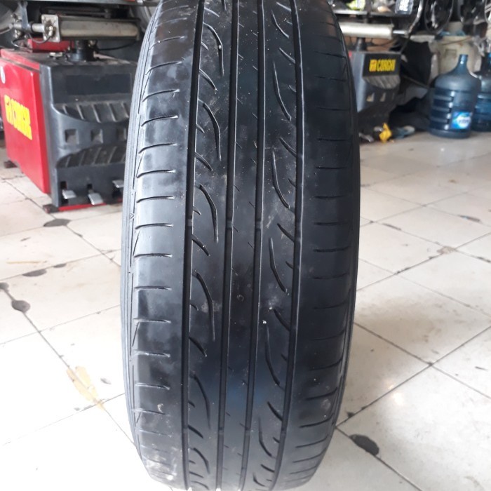 BAN DUNLOP SP SPORT LM704 225/60 R18