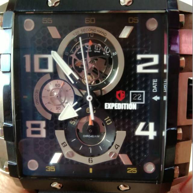 Jam siken Expedition e 6757 warna navy kotak lengkap tali kulit  kondisi jam 90% bening mulus terawa