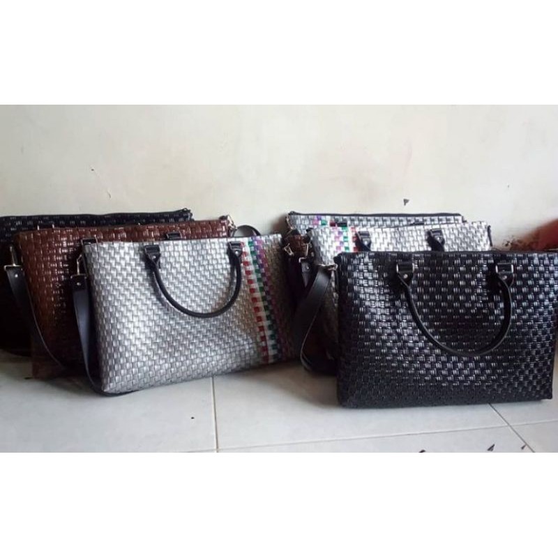 Tas laptop wanita slempang/jinjing bahan jali premium 15&quot; P:40 L:4 T:39