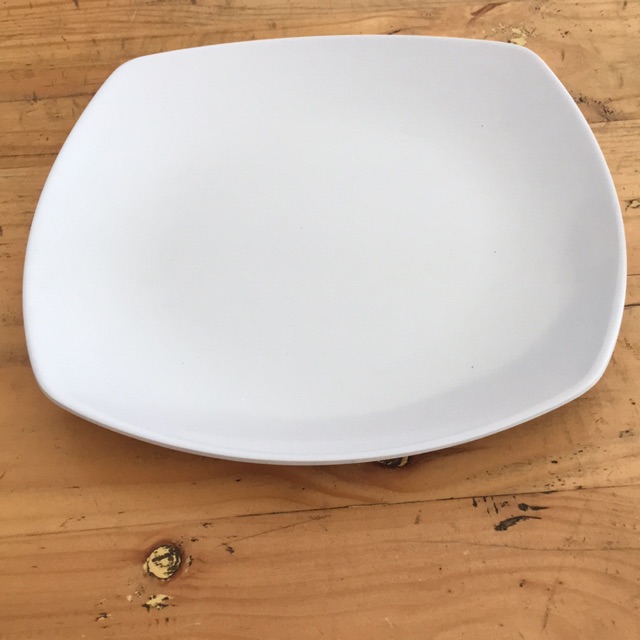 Piring putih Golden dragon