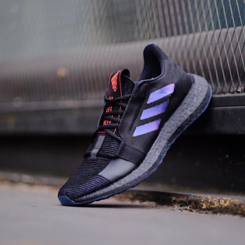 Original bnwb made in Indonesia *ADIDAS SENSEBOOST GO CORE BLACK/BOOST BLUE VIOLET MET/LEGEND INK*