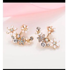 anting anting double bunga kristal  warna silver