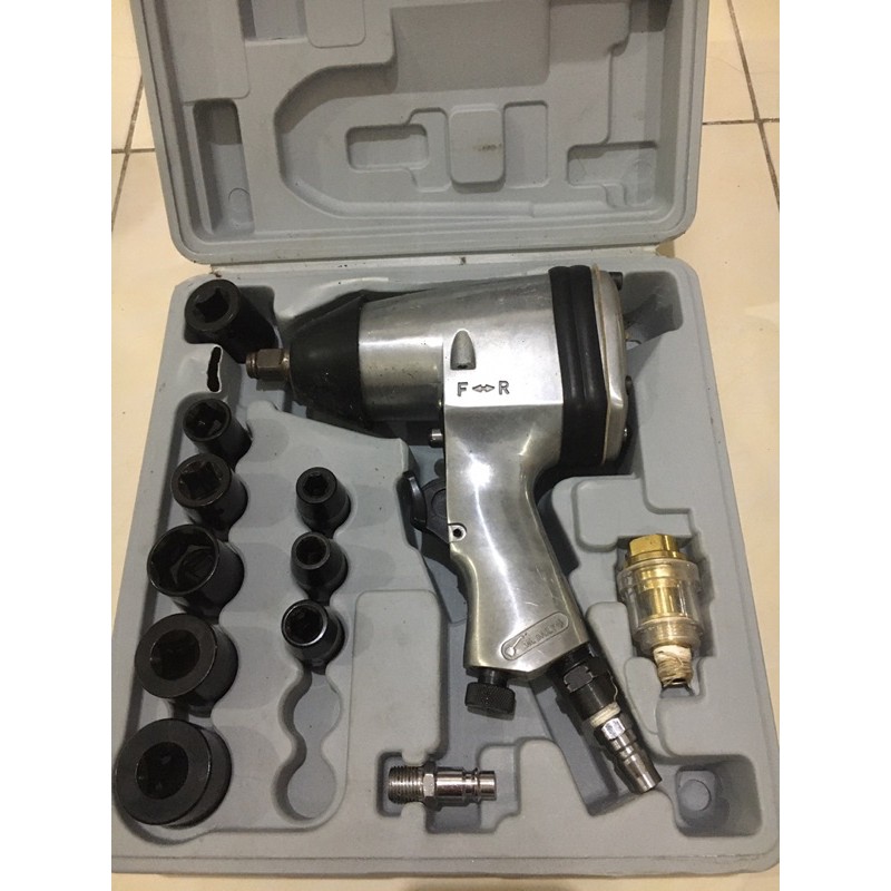 (second) Air Impact Wrench Kit Mollar