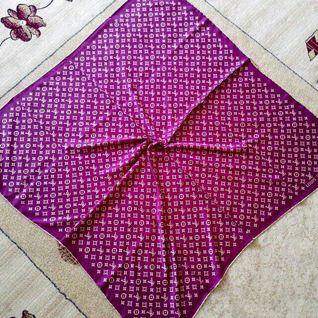 Jilbab branded lv import