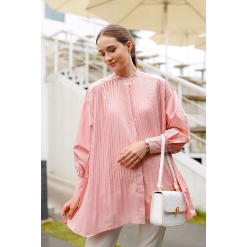 pleated shirt benang jarum Buttonscarves bukan Buttonscarves preloved