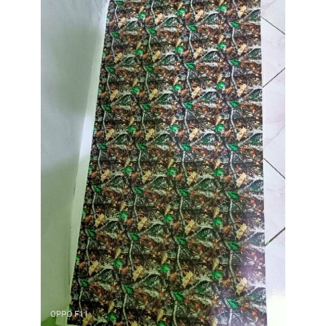 

STIKER CAMO Senapan Advantage Laminasi Doff ukuran 100X50CM