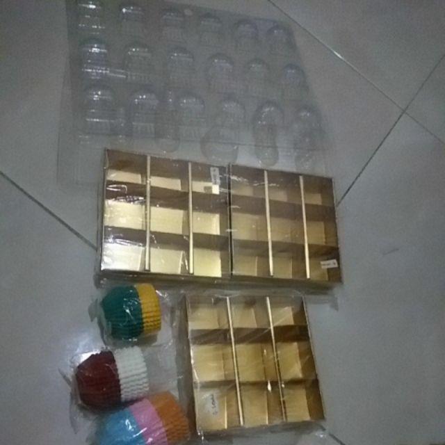 Diva Cake Cases Kue Kering ( Harga Per 100pcs )