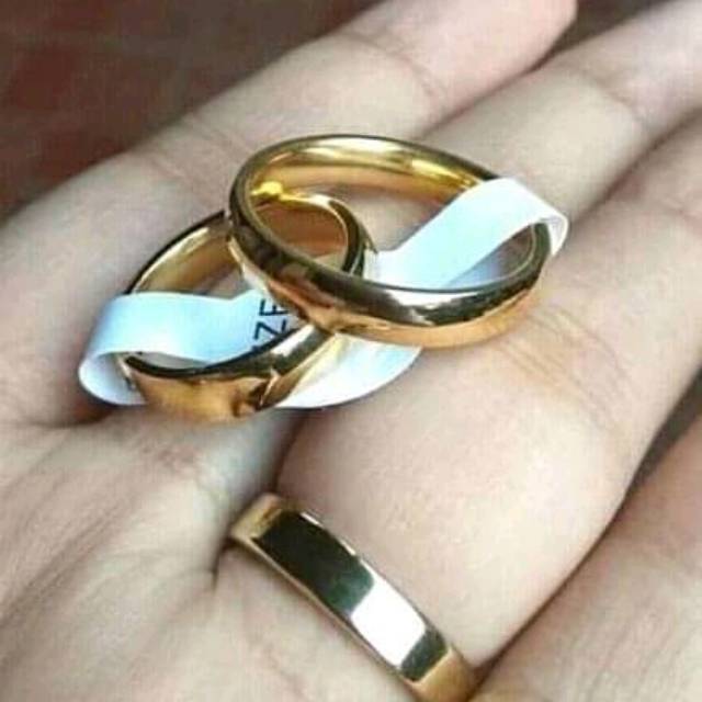 Cincin titanium/couple polos SEDANG warna kuning termurah