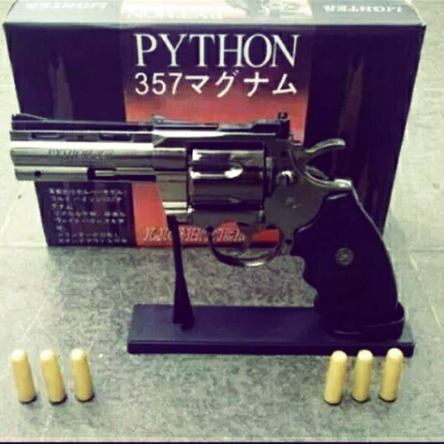 KOREK API MODEL PISTOL PYTHON PLUS PELURU / KOREK API REVOLVER PHYTON SKALA 1 : 1 / KOREK API COLT