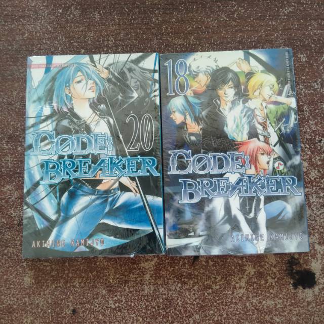 Komik code breaker segel /baru