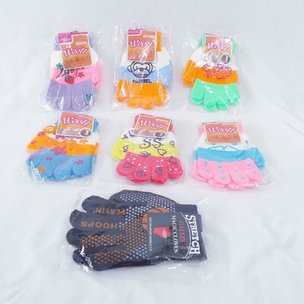 Sarung Tangan  Motif Random  Import (Usia 2 - 8 Tahun)