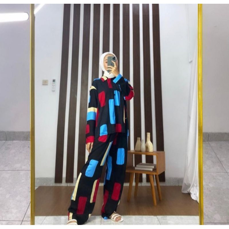 Clarissa set