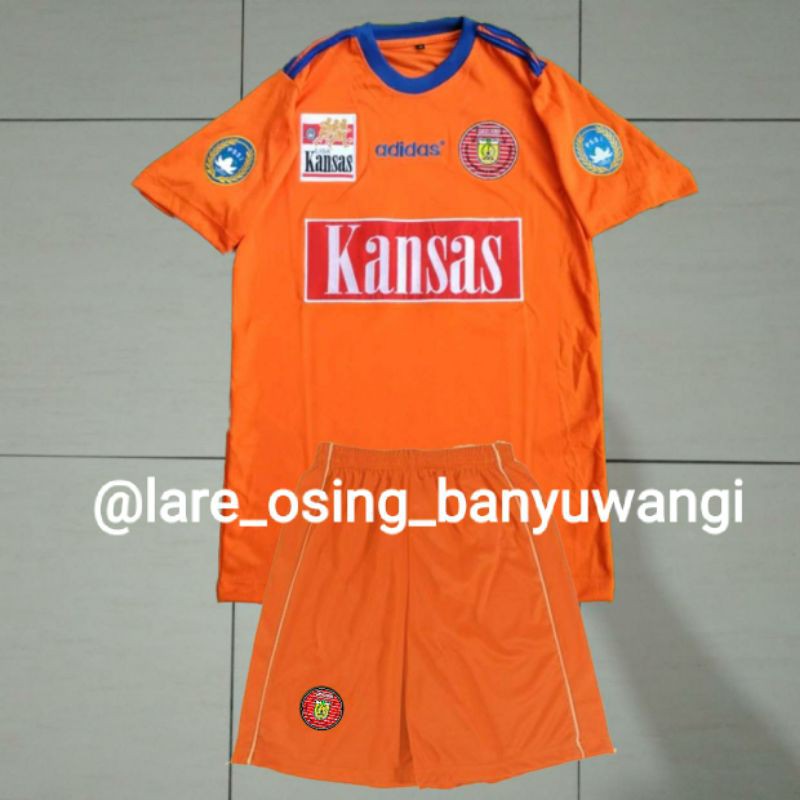 SETELAN DEWASA PERSIRAJA ACEH LIGA KANSAS 1997 HOME ORANGE JERSEY CELANA RETRO LOKAL