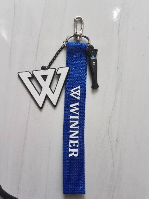 winner Strap kpop keychain keyring lanyard gantungan lightstick