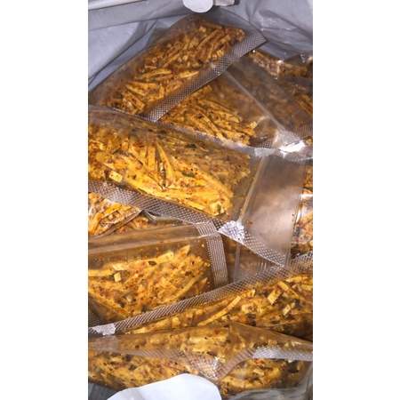 

basreng/sosis pedas daun jeruk