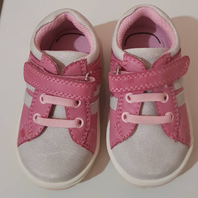 baby girl red shoes size 3